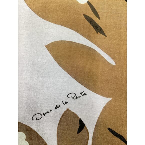 Beautiful Oscar de la Renta Silk Square Scarf Multicolor - Picture 2 of 2